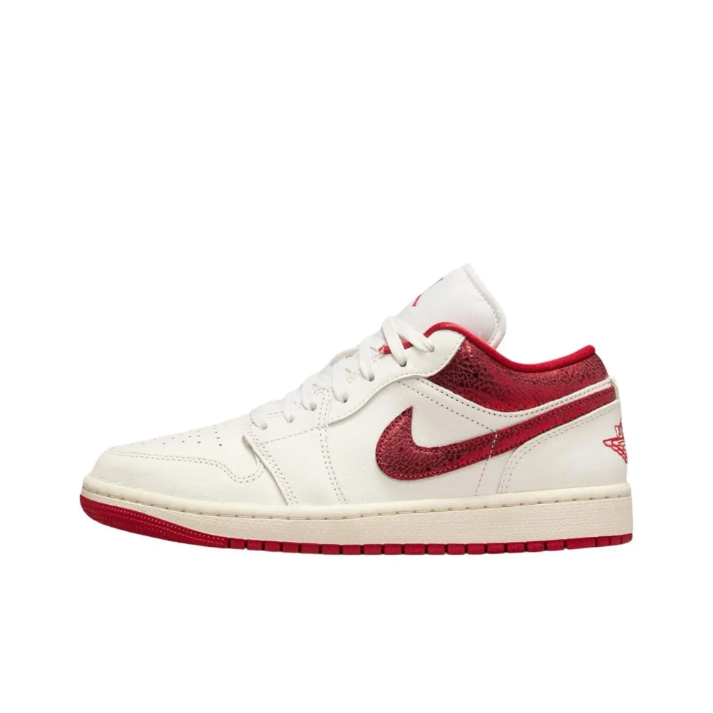 Женские кроссовки Air Jordan 1 Low SE 'Ruby' HJ9338-106