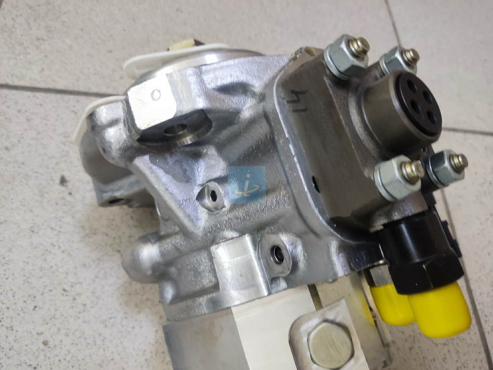 ТНВД (с комплектом деталей для установки взамен ТНВД bosch) 53-70 536.1111006-20