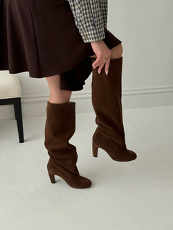 Сапоги из натуральной замши