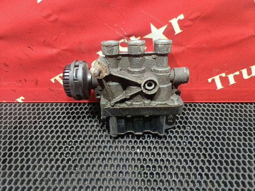 Кран уровня пола главный