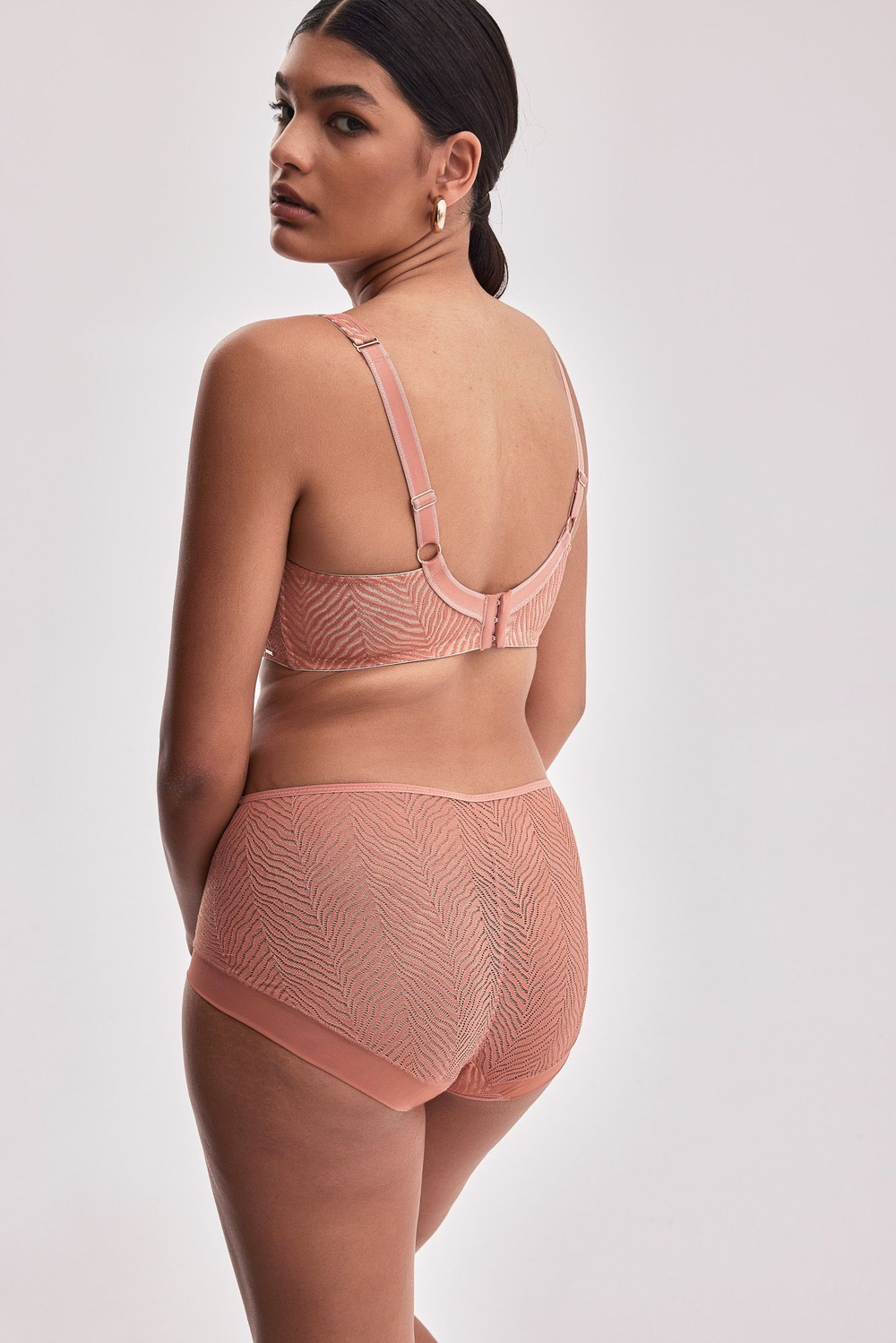 Высокие трусики-слипы Celeste (Размер: 40) (Цвет: черный)