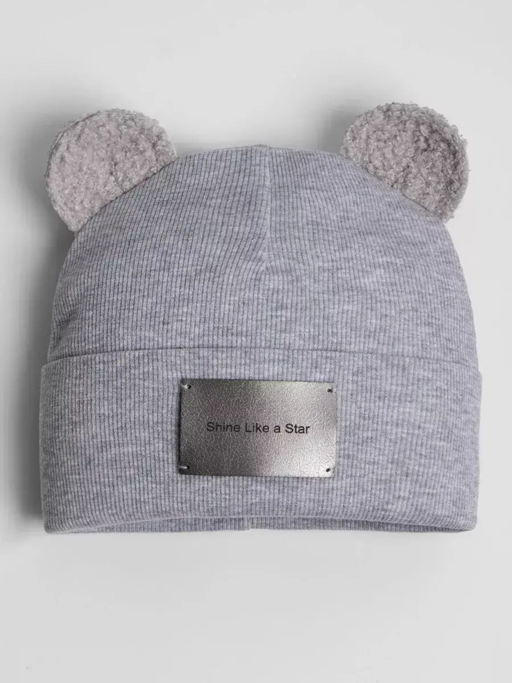 Шапка для мальчика с ушками на осень