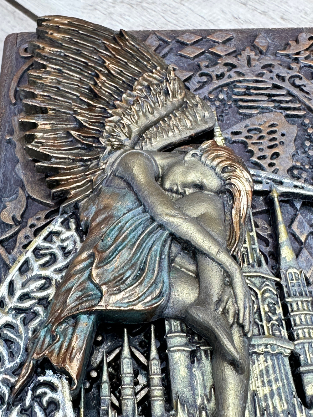 Шкатулка-книга "Грустный ангел"