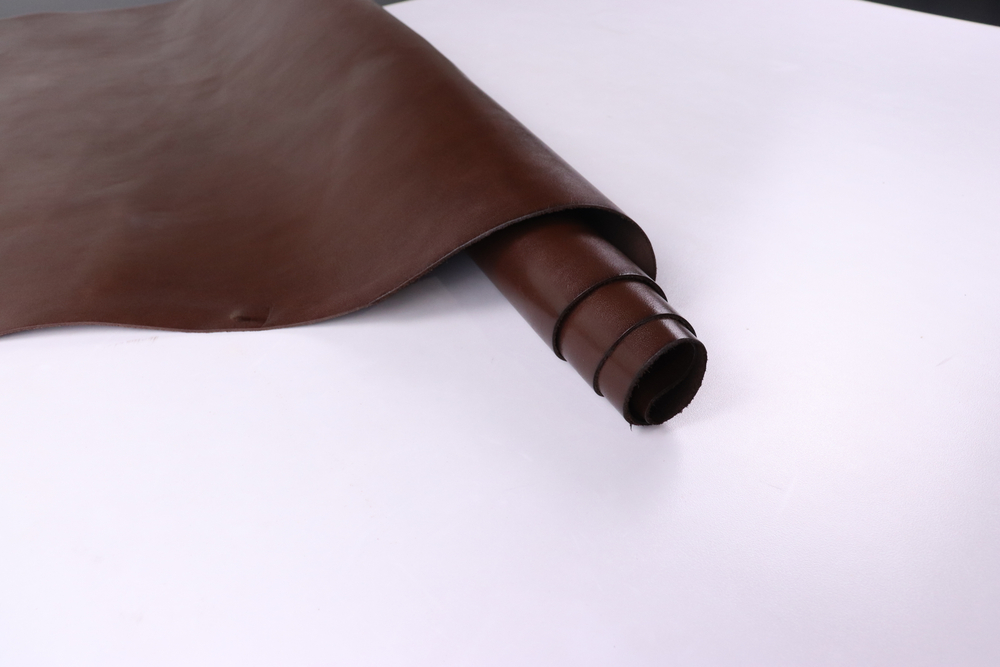 1,3-1,5 Кожа лицевая Махагон с восковой отделкой WAX 133дм² (КЛ)