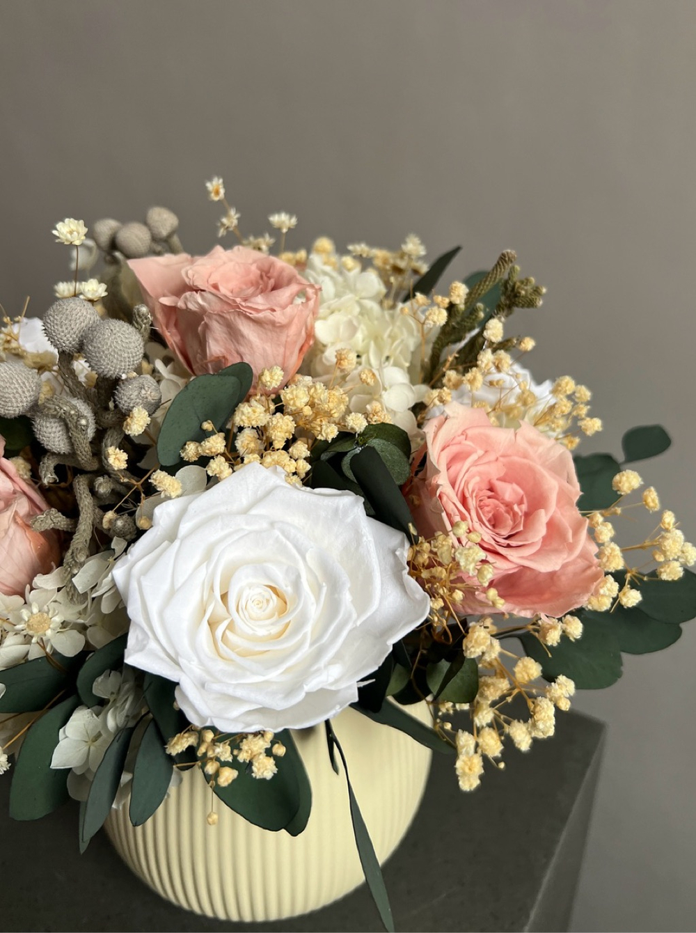 Композиция в кашпо Ариадна