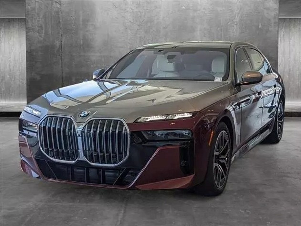 BMW 7 series 760i xDrive VII red