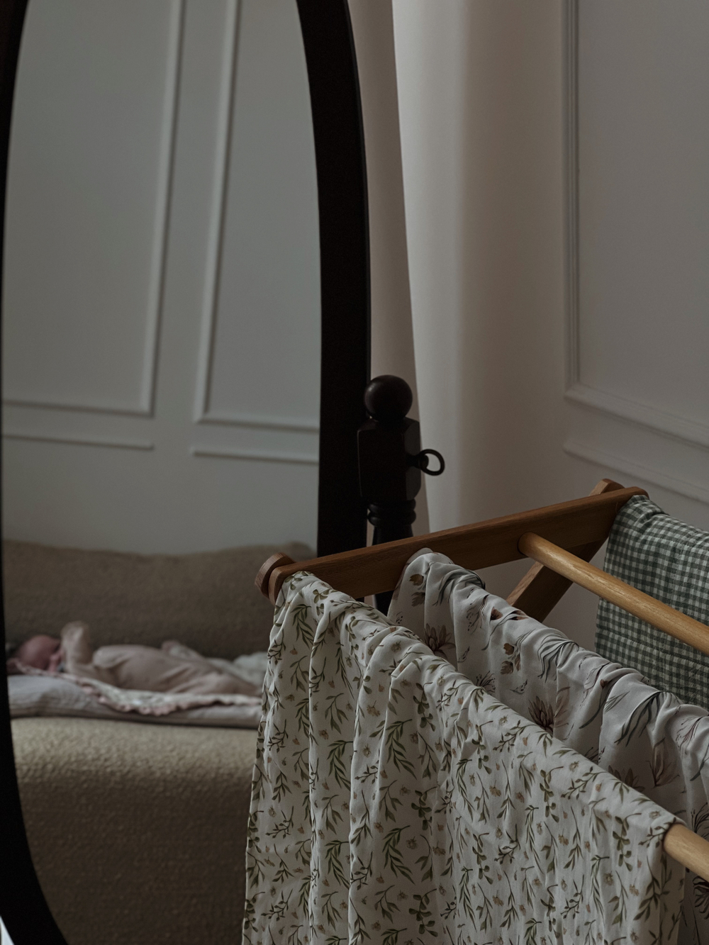 Пеленка из бамбукового муслина 100х120 "Зеленые веточки"