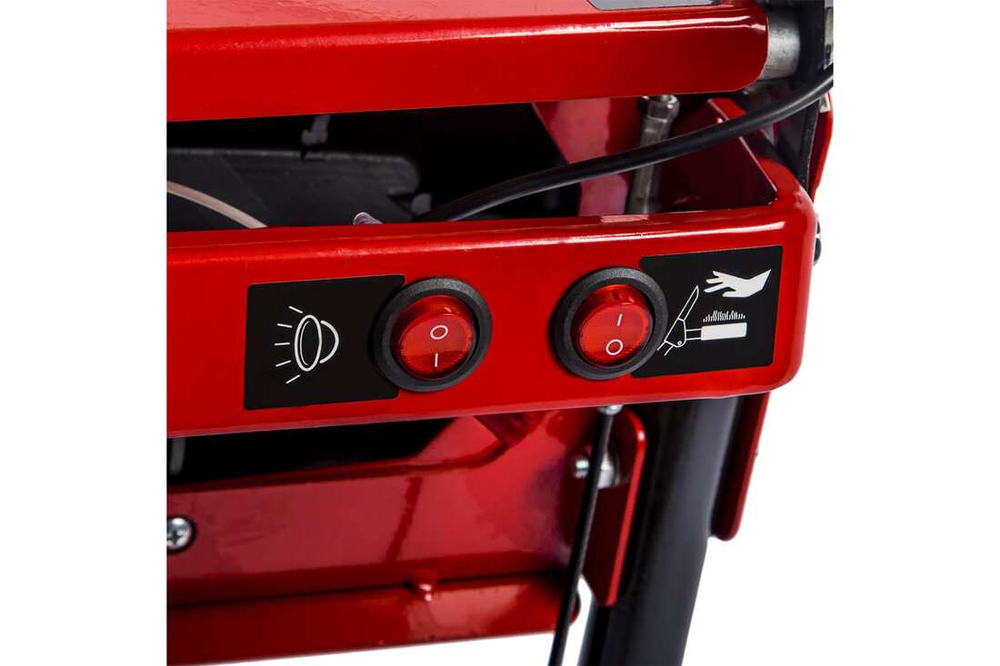 Снегоуборщик DDE ST7066E