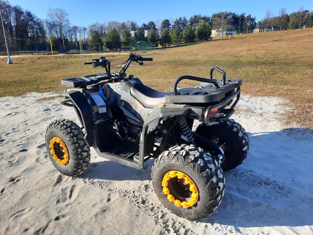 Квадроцикл бензиновый MOTAX GRIZLIK W200