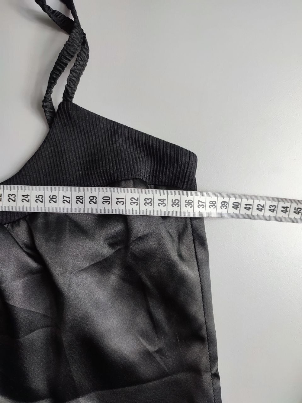 Платье ROSEBUD миловидное 42 размер