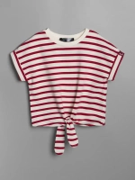 Красный костюм для девочки на лето в полоску