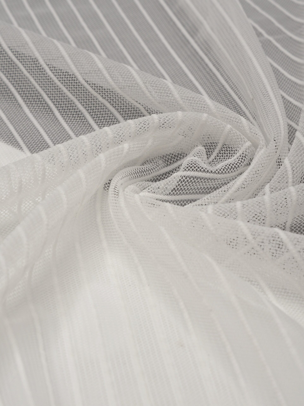 Сетка эластичная теплая белая в полоску метражом