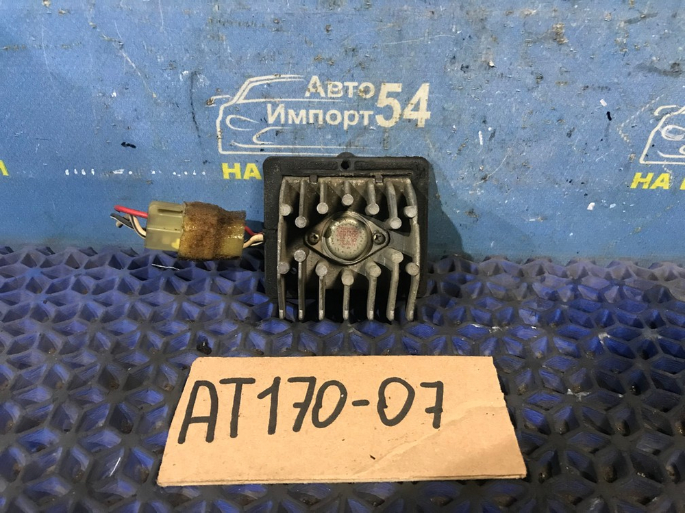 Реостат печки TOYOTA CORONA 1991