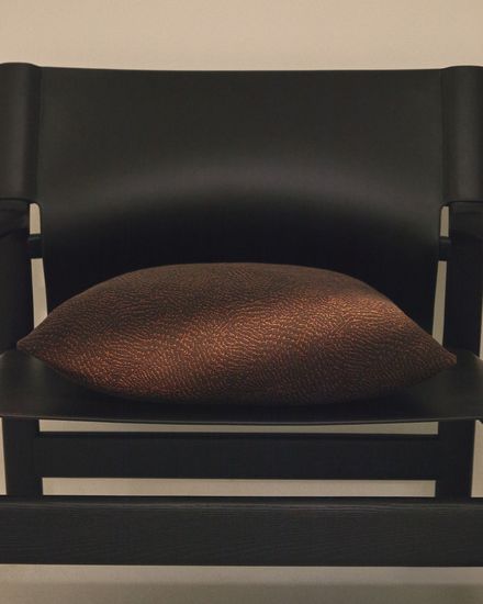 Чехол на подушку Junie из коричневого хлопкового жаккарда 50 x 50 см