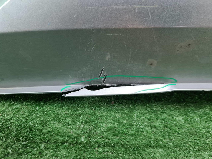 Накладка юбки заднего бампера Geely Tugella 19-23