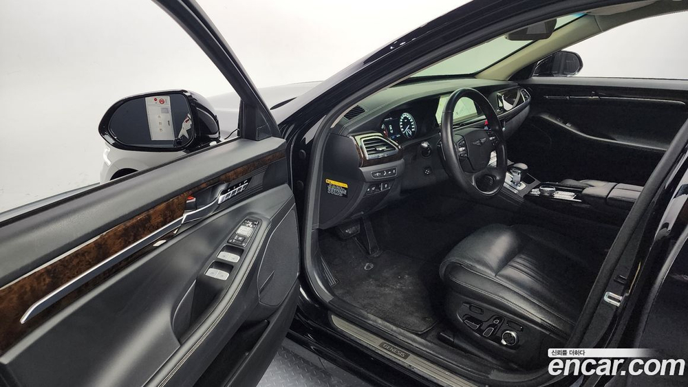 Genesis G90 3.3 T AWD (12.2019)