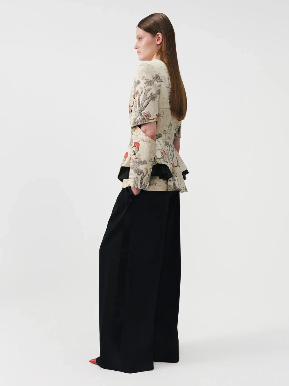 Жакет принтованный с баской OLA OLA