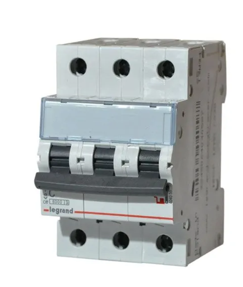 Выключатель автоматический трехполюсный 10А C TX3 6кА 404054 Legrand/Daccord