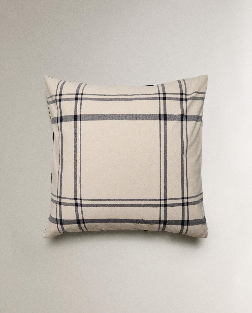 Наволочка Zara Home, хлопок 100%, в клетку, 9120/091