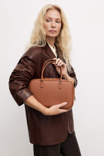 Bag ROMA M NEW caramel color
