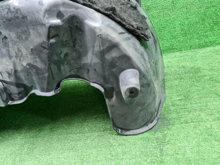 Подкрылок задний правый Mercedes ML GLE W166 11-18