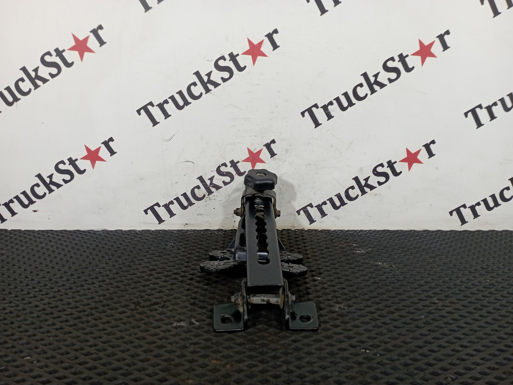 Кронштейн спойлера верхнего 2023г.