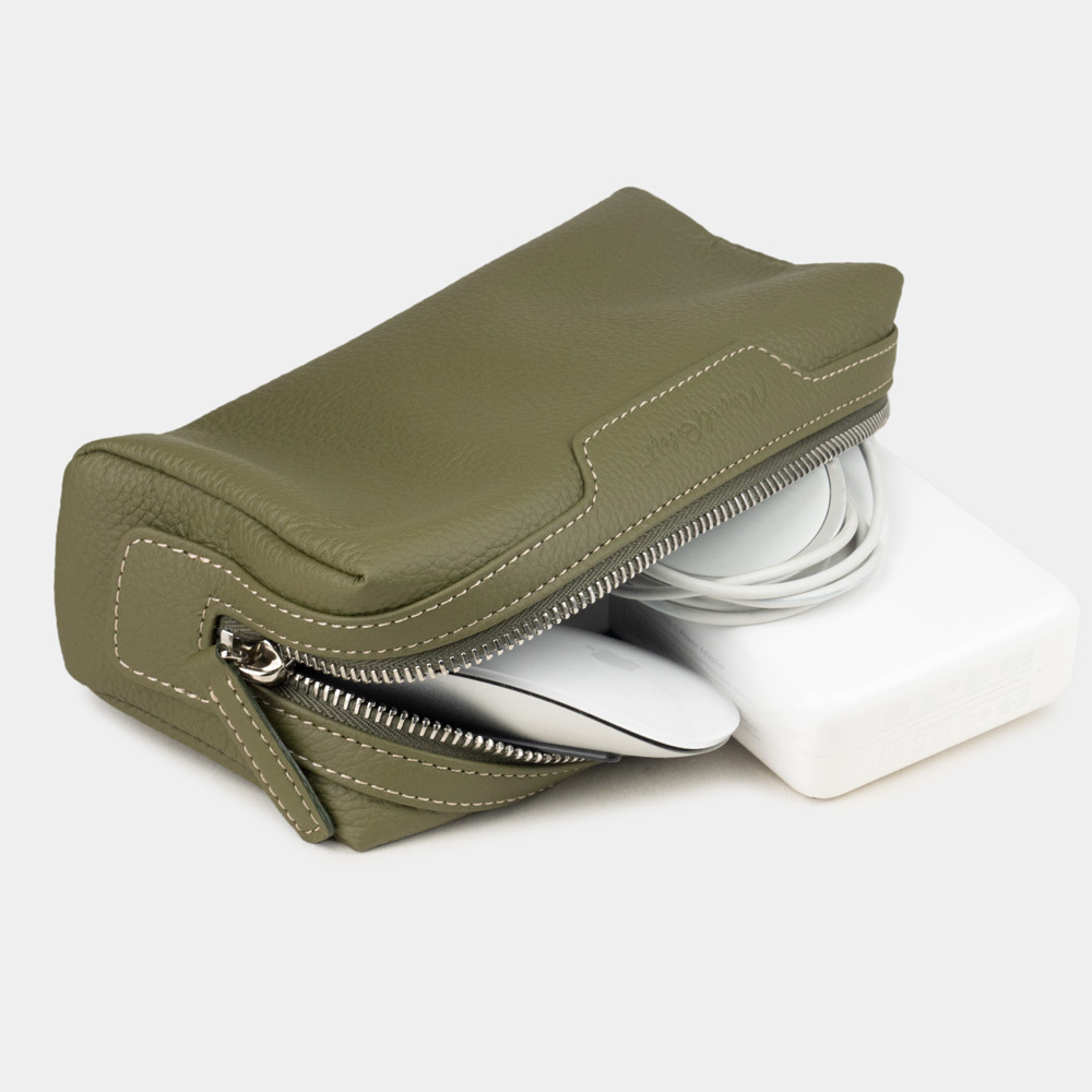 Несессер Tube из кожи теленка, зеленого цвета