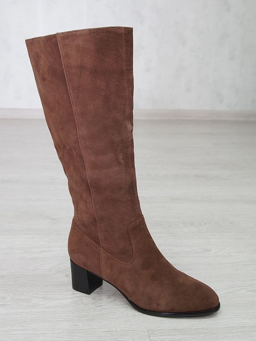 Сапоги женские IZZY 0148 \227-1\02