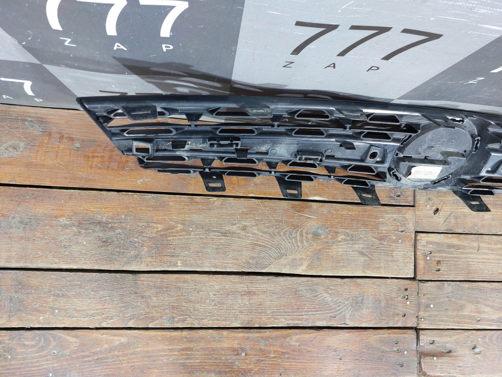 Решетка радиатора Opel Zafira Life 19-нв Б/У Оригинал 9833128677