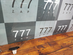 Стекло переднее левое Grand Vitara 2 (JT) 05-15 Б/У Оригинал 8450265J00