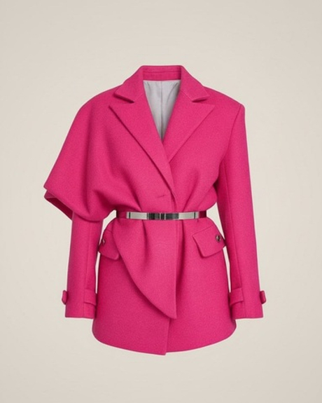 Пальто-пиджак с оригинальным шарфом