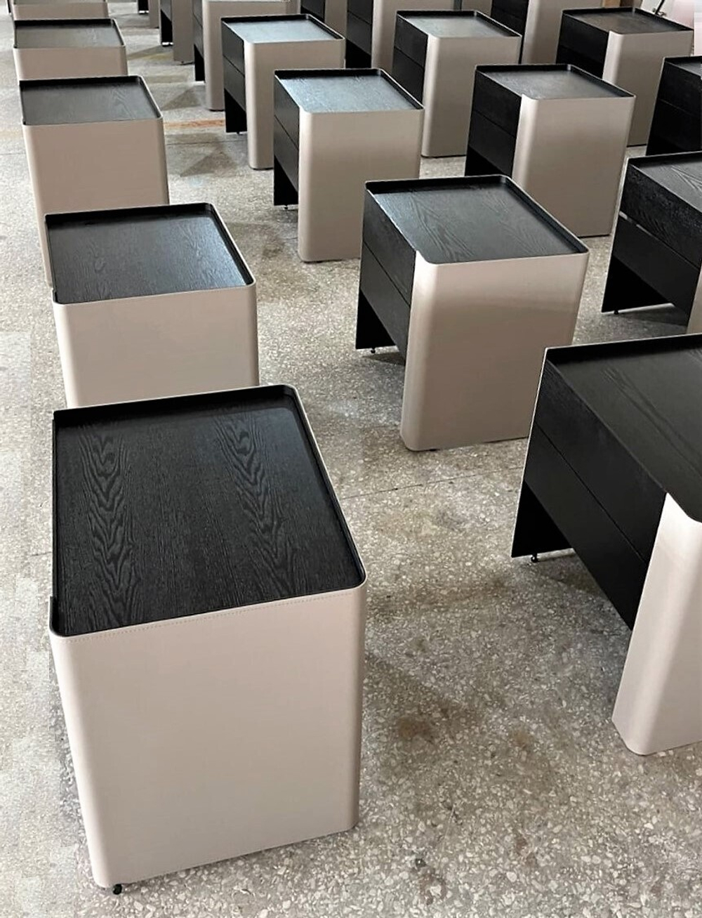 Тумба прикроватная Chloe