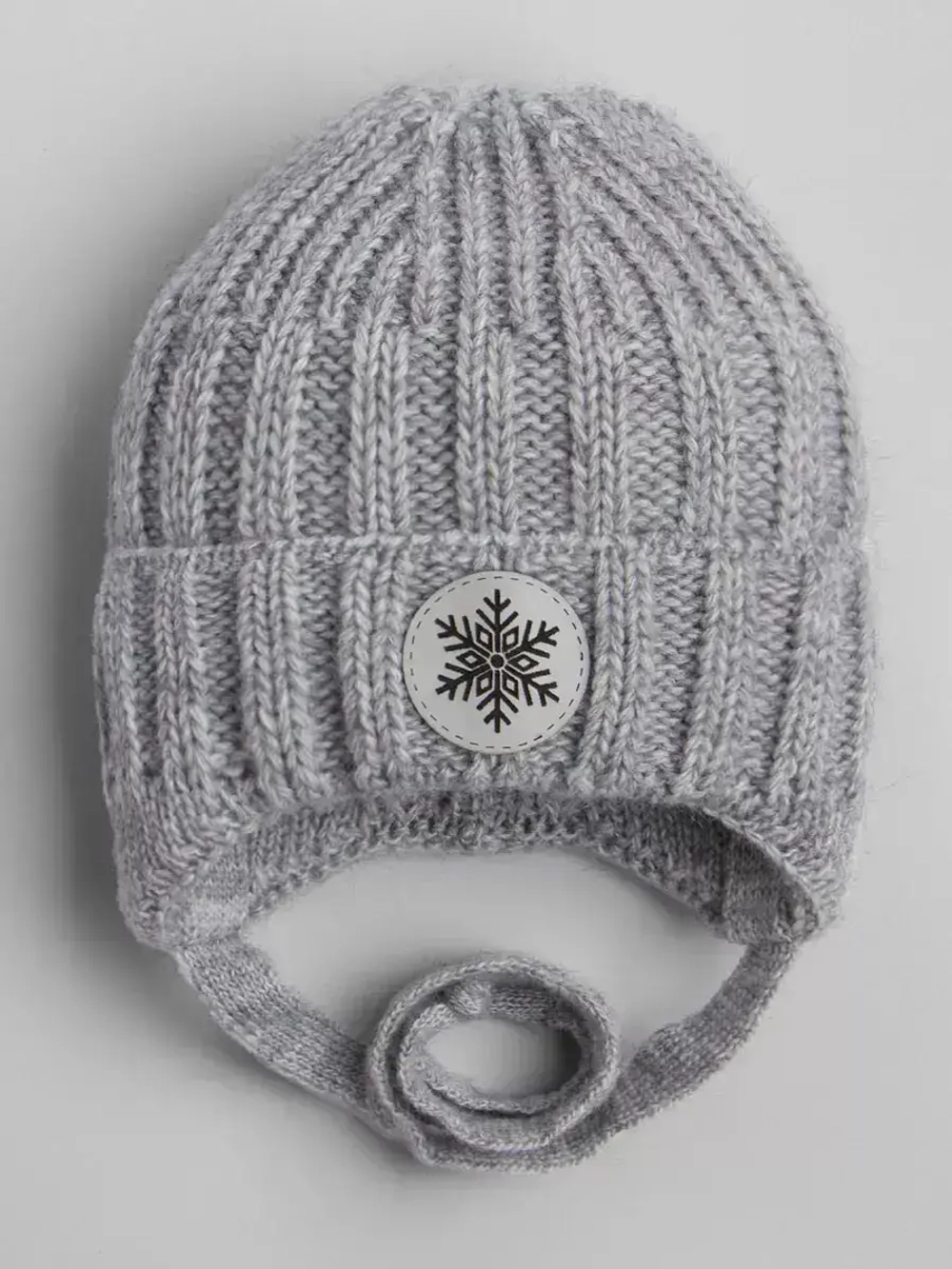 Шапка зимняя вязаная для малышей