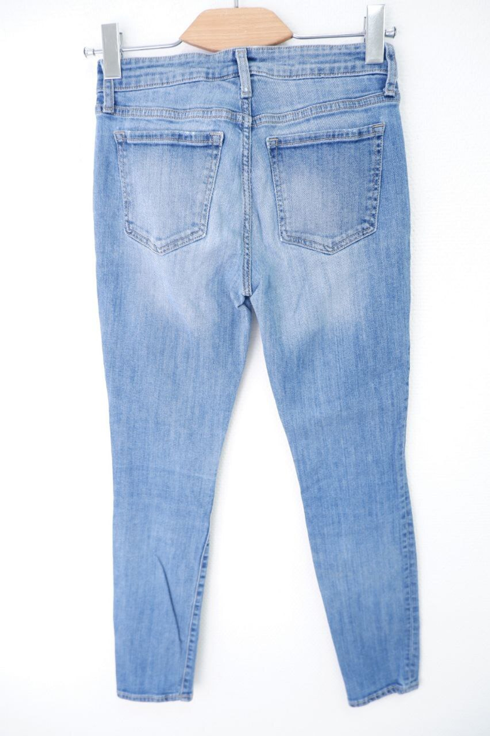 Джинсы Gap зауженные 40 размер