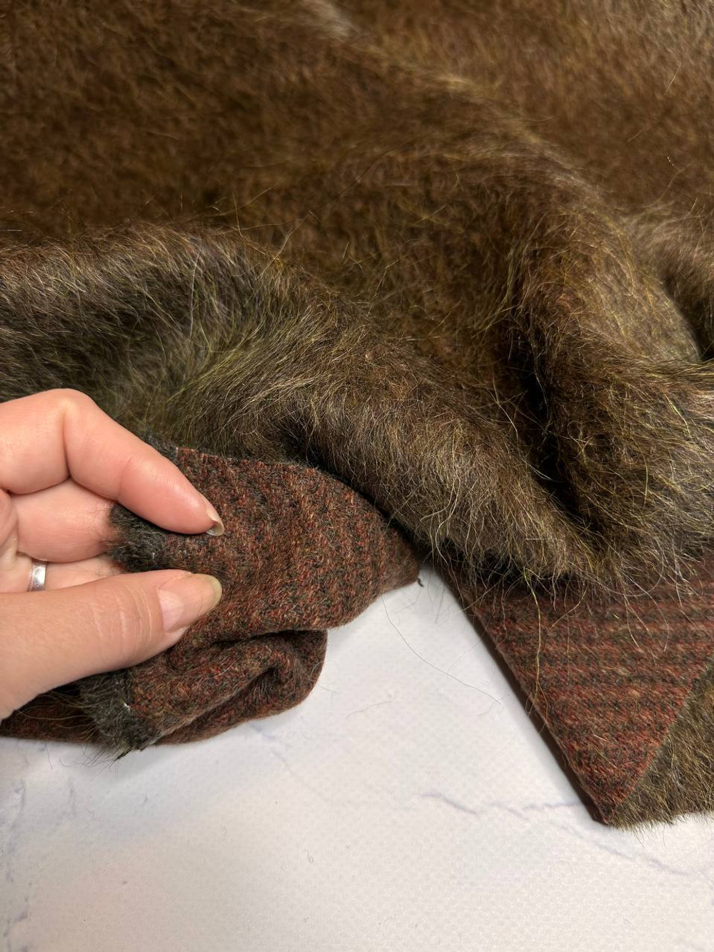 Пальтовая ворсовая меланжевая шерсть с сури альпакой (Bottega Veneta, 70%сури альпака/30%шерсть, Темный мускат, 152, 349 гр/м2)