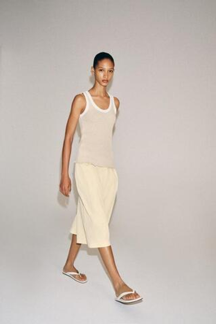 ZARA ТОП С КОНТРАСТНОЙ ОКАНТОВКОЙ, БЕЖЕВЫЙ
