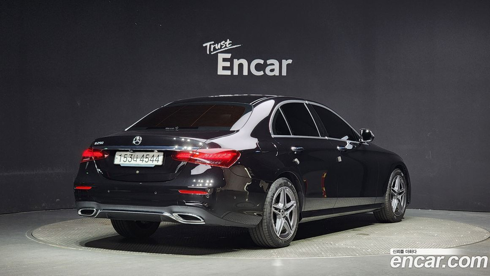 Mercedes-Benz E-Class W213 E250 Avangarde (09.2023)