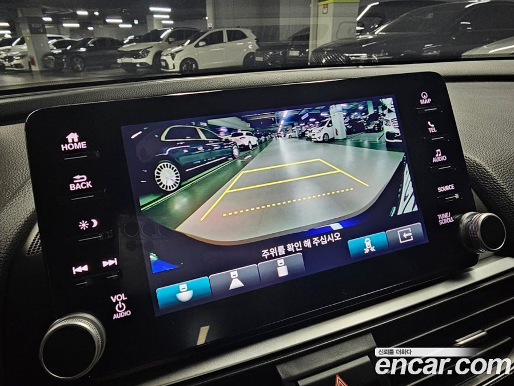 Honda Accord 10 Generation 2.0 Hybrid Touring (06.2021)
