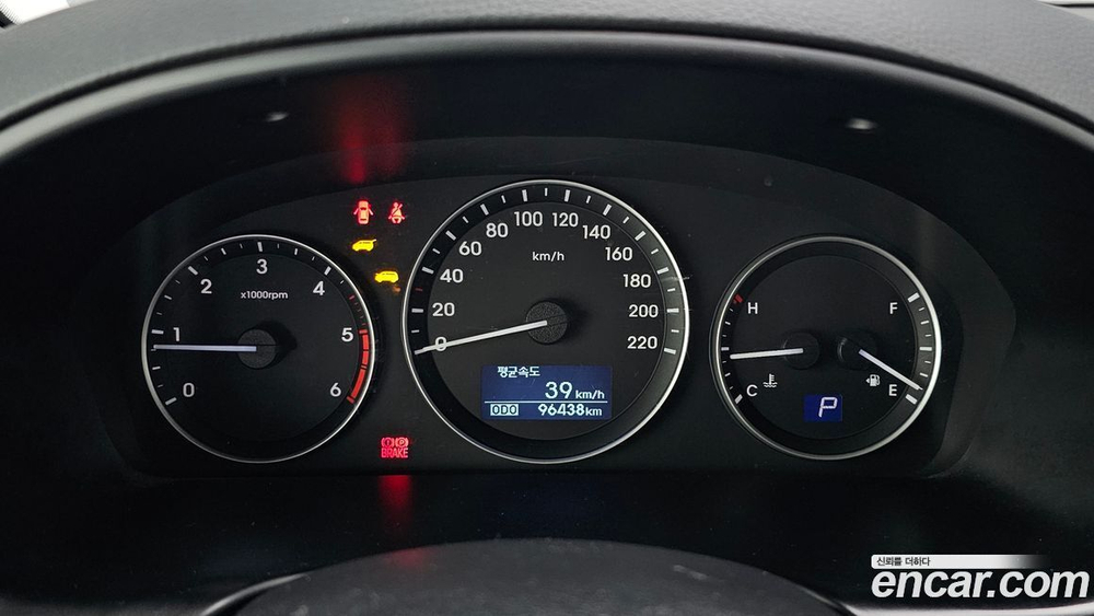 Hyundai The New Grand Starex Van 3-х местный (08.2019)
