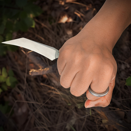 Нож с фиксированным лезвием Ruike FS68-B