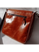 Сумка из натуральной кожи через плечо