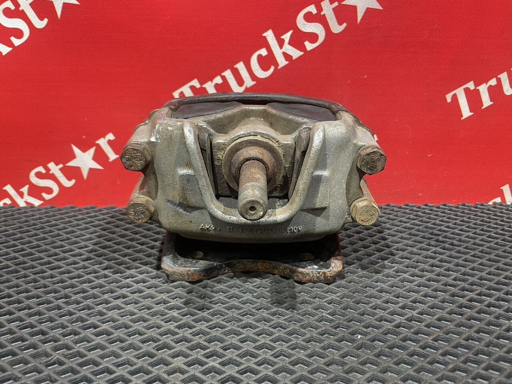 Подушка двигателя задняя