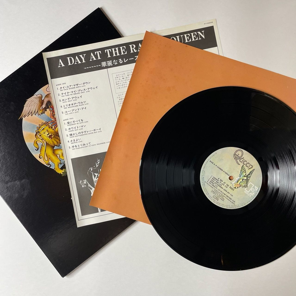 Винтажная виниловая пластинка LP Queen A Day At The Races (Japan 1976) (No Obi) Good Old Fashioned Lover Boy