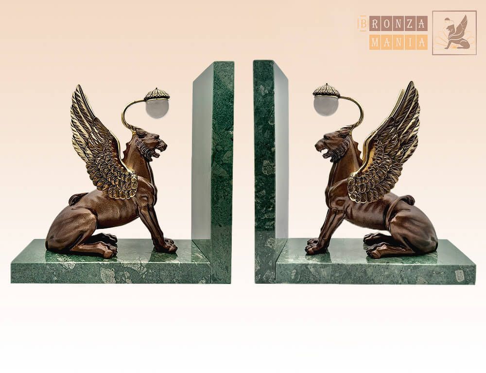 подставки для книг Банковский мост - Грифоны