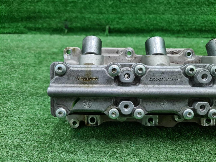 Клапанная крышка Range Rover Evoque 2 (2018-н.в.)