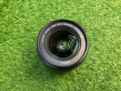 Canon 1100D kit 18-55mm 3.5-5.6 III 7.600 кадров