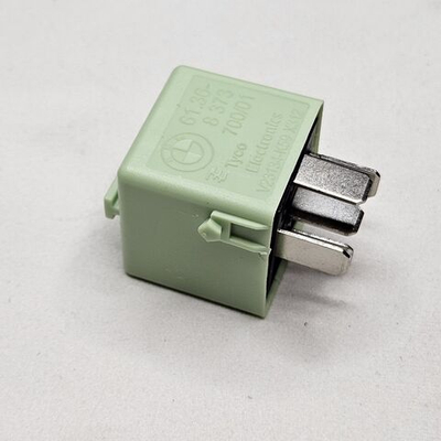 Реле компрессора пневмоподвески BMW