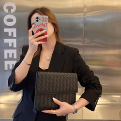 Bottega Veneta Flap Pouch 26 cm