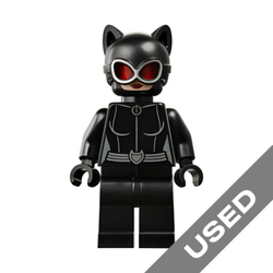 USED Женщина-кошка sh0595