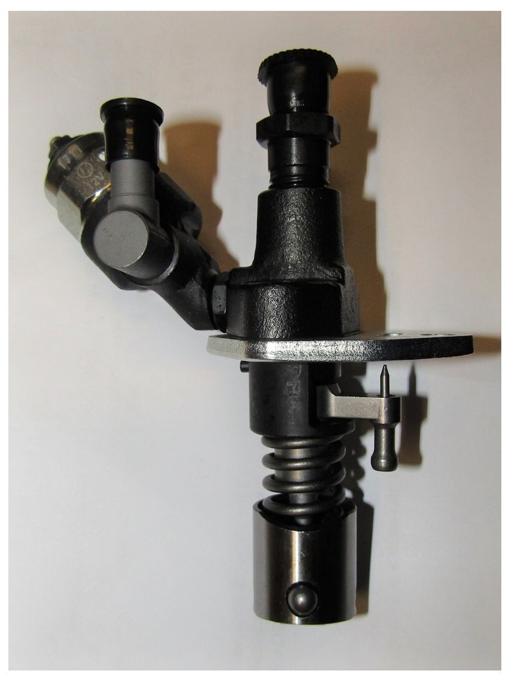 Насос топливный высокого давления с электроклапаном SDG 6500,NJ192, KD192FE, (L=21 мм) /Fuel Injection Pump